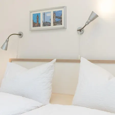 K3 - Strandhaus Koenigsberger Allee 8 - Feriendomizil Hollich * Grömitz